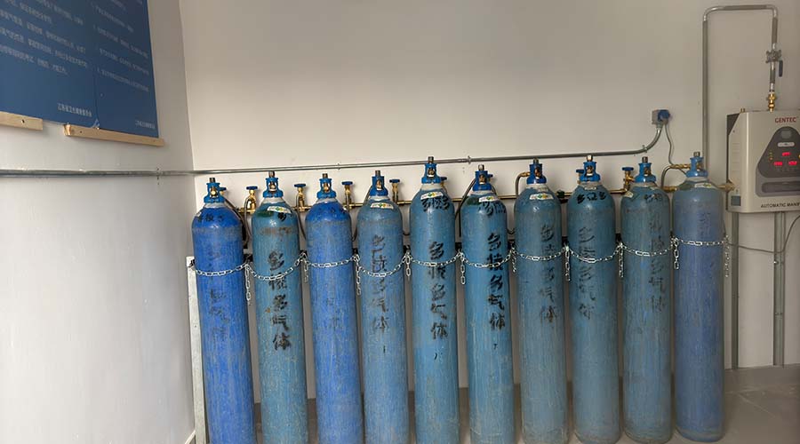 南京市医用中心供氧系统设计与施工规范